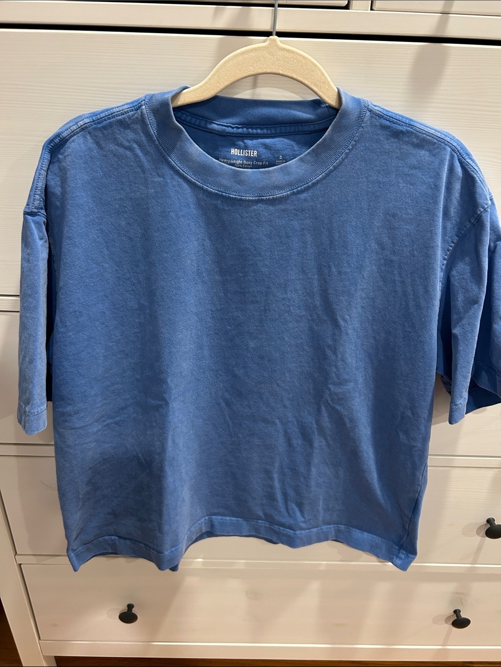 Hollister Men's Washed Blue Short Sleeve Crewneck Tee